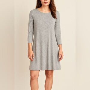 Old Navy Gray Long Sleeve Soft knit Blend A Line Swing Dress Crew Neck Size M